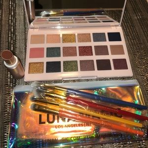 Makeup Palette, Brushes and Lipstick NEW